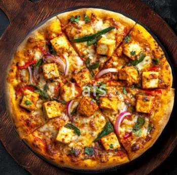 PANEER CHILLI PIZZA
